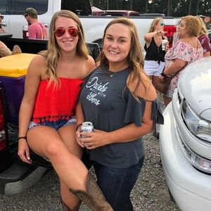 Meet your Posher, Taylor